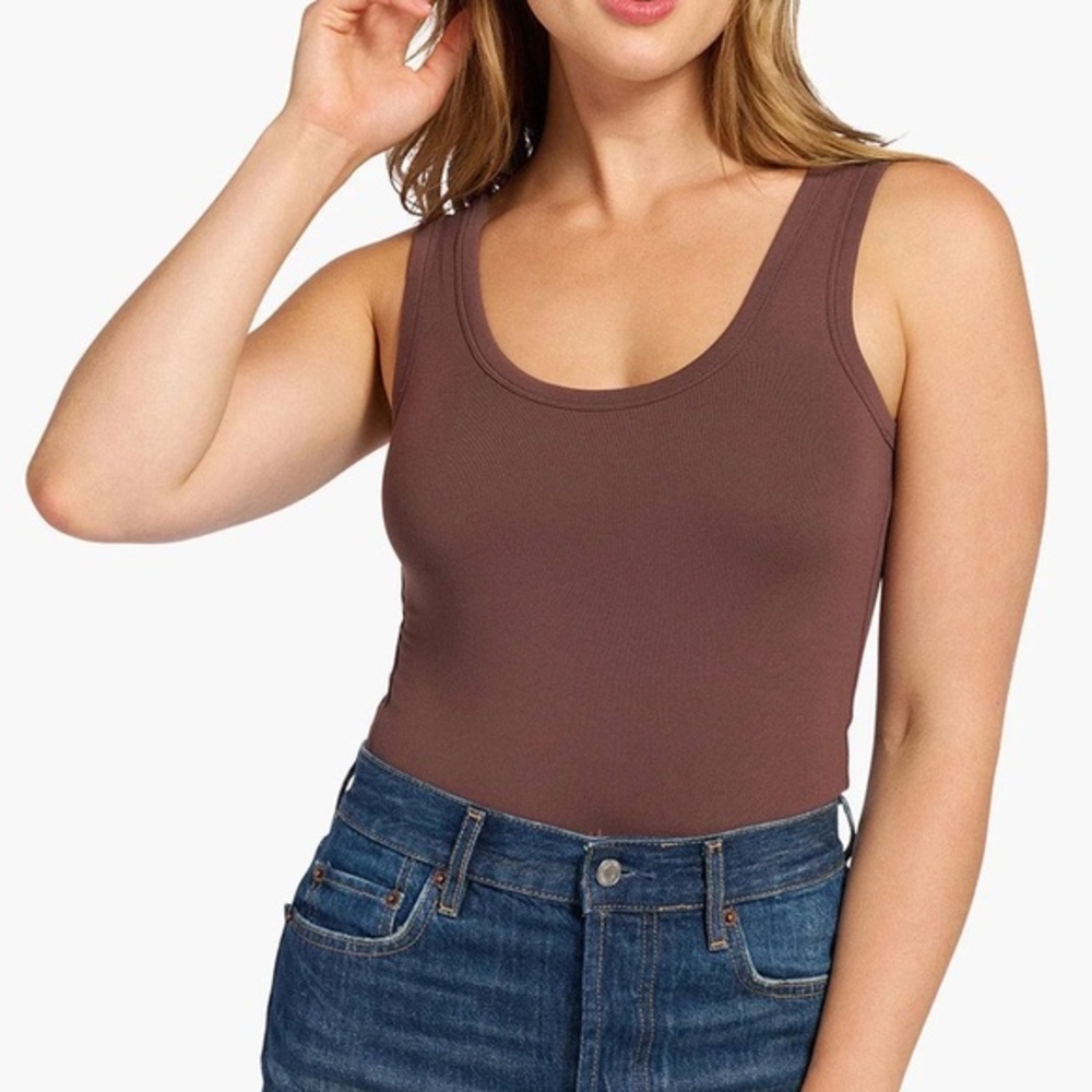 Nuuds Seamless Scoop Tank Bodysuit : Medium